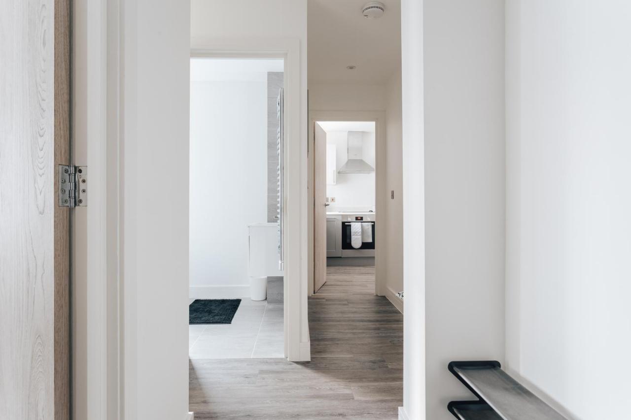 Central 2 Double Bedroom Flat With Parking Bournemouth Eksteriør billede